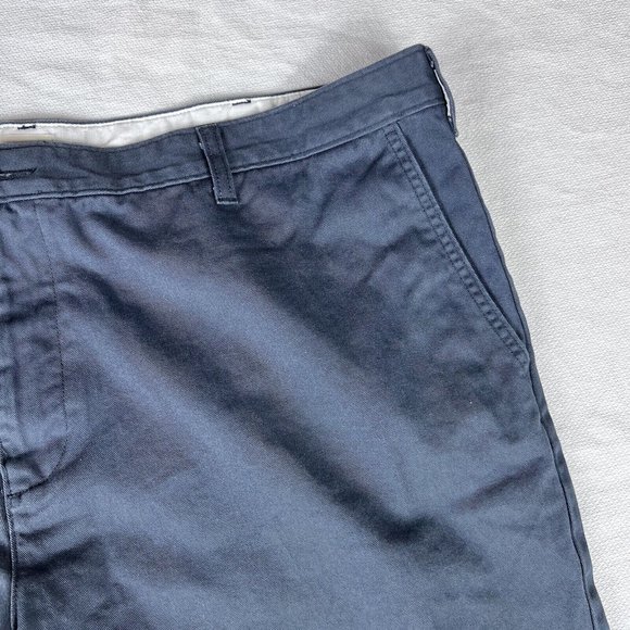 Docker's Shorts Mens W42 Gray Chino Flat Front Casual Golf Outdoors Cotton - Picture 5 of 8